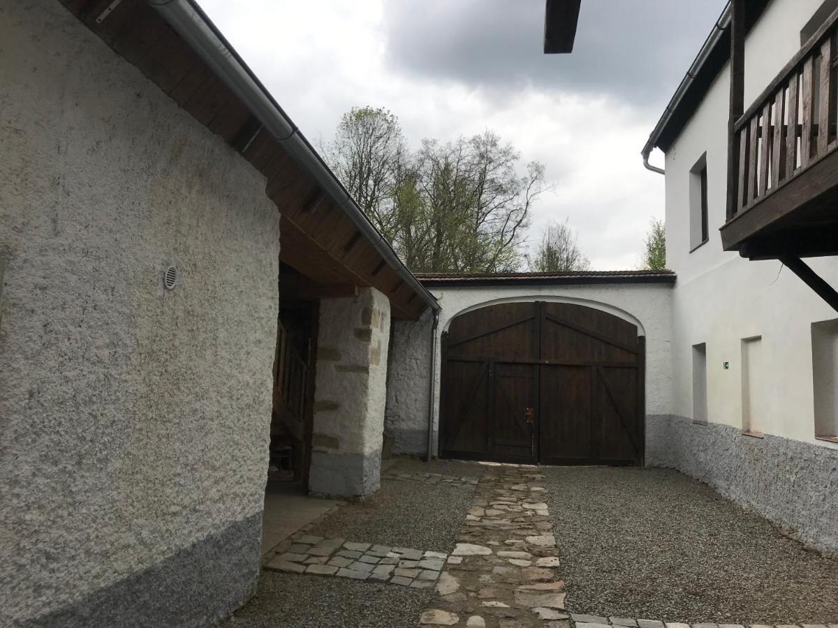 Statek U Potoka Villa Vimperk Luaran gambar
